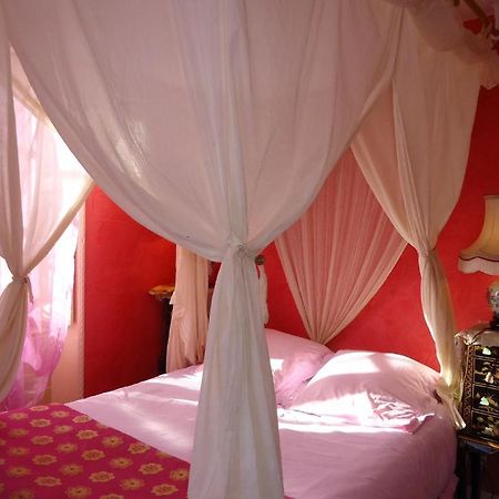 Montsûrs Logis Deritel B&B 외부 사진
