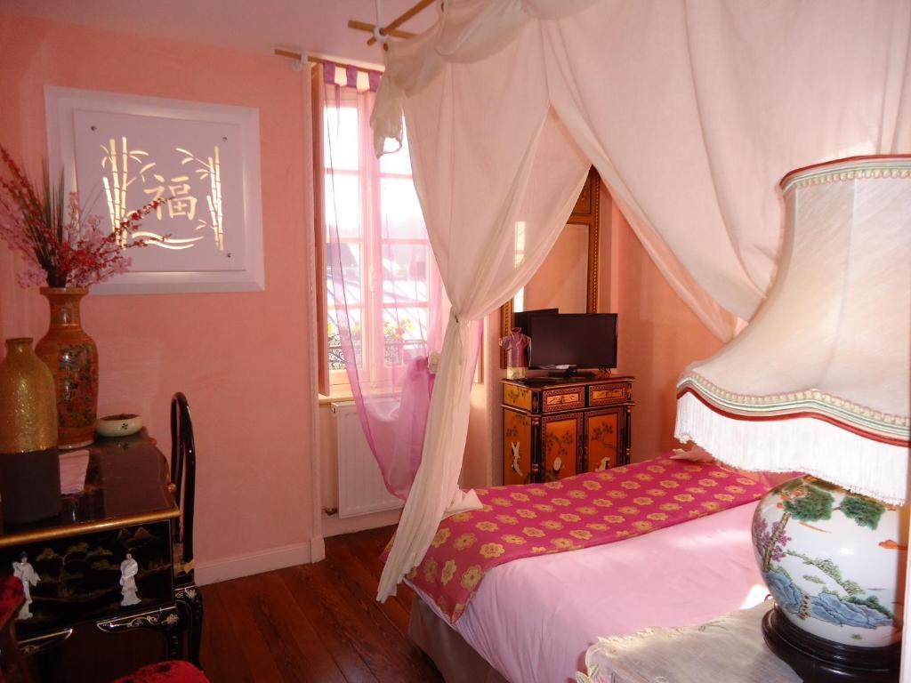 Montsûrs Logis Deritel B&B 외부 사진